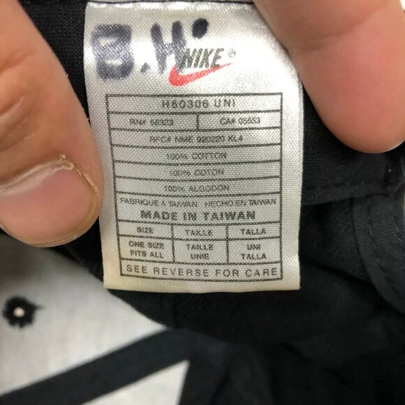 Vintage 90s Nike Kids Hat Cap Snapback Black Embroidered Swoosh One Size - Picture 6 of 9